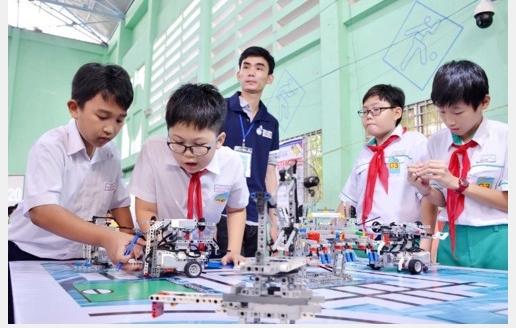 Khám phá Robot STEM: Công nghệ cho tương lai